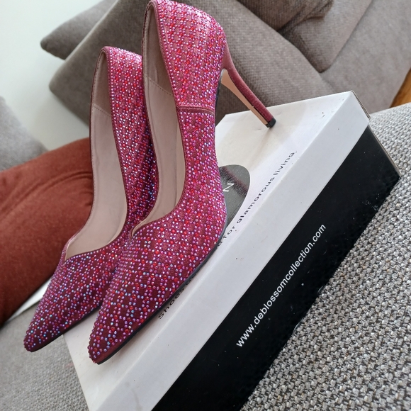 DE BLOSSOM COLLECTION - Picture 2 of 6